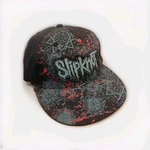 Sombrero Slipknot Negro Salpicaduras Pentagrama Logo Snapback XL-XXL Ajuste Licencia Metal - Imagen 1 de 5