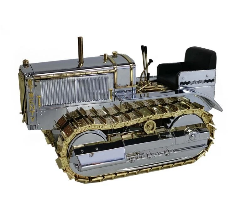 DIECAST MASTERS - Toro CATERPILLAR D8 Oro - 1/16 - DCM85760 - Immagine 1 di 4