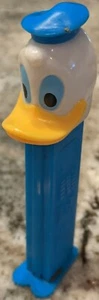 VINTAGE PEZ DISPENSER - DONALD DUCK - WALT DISNEY - Made In Hungary - Picture 1 of 7