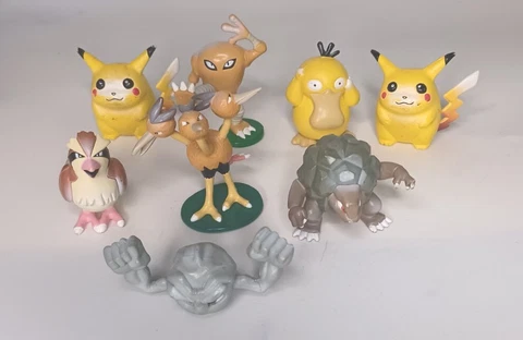 VTG Tomy Pokémon CGTSJ  Figures 2" Lot of 8 Cover