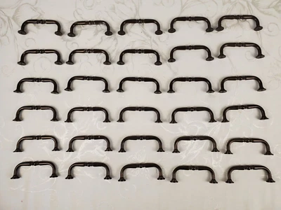 Lote de 30 tiradores de cajones de gabinete de bronce frotado con aceite con tornillos 3" Berenson? Foto 1 de 4