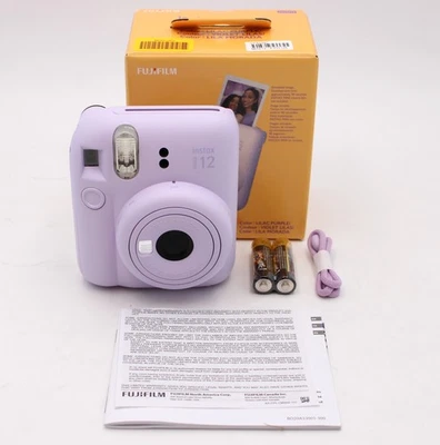 Cámara instantánea Fujifilm Instax Mini 12 en púrpura lila AA-BO20A31001-300-US Foto 1 de 4