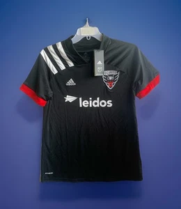 D.C. United Adidas MLS Schwarz Trikot Damen Größe M Fußball Kurzarm 17x26 Neu mit Etikett - Bild 1 von 4