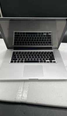 Apple MacBook Pro 15.4" Laptop Silver Aluminum Unibody No HDD - Image 1 of 4