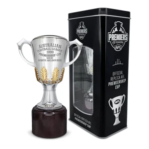 North Melbourne 1999 Official AFL Replica Premiership Cup in Tin - Bild 1 von 1