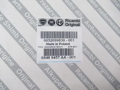 Reflector de parachoques trasero derecho conductor Mopar Jeep 68489457AA 19-22 Renegade genuino OEM Foto 1 de 3