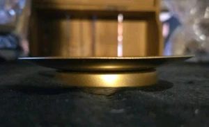Porte Bougie élégant 11 cm de Diamètre en métal doré - Picture 1 of 4