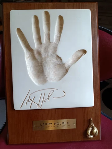 LARRY HOLMES Authentic Hand Print On 10 IN X 16 IN Plaque The Boxing Series Cover