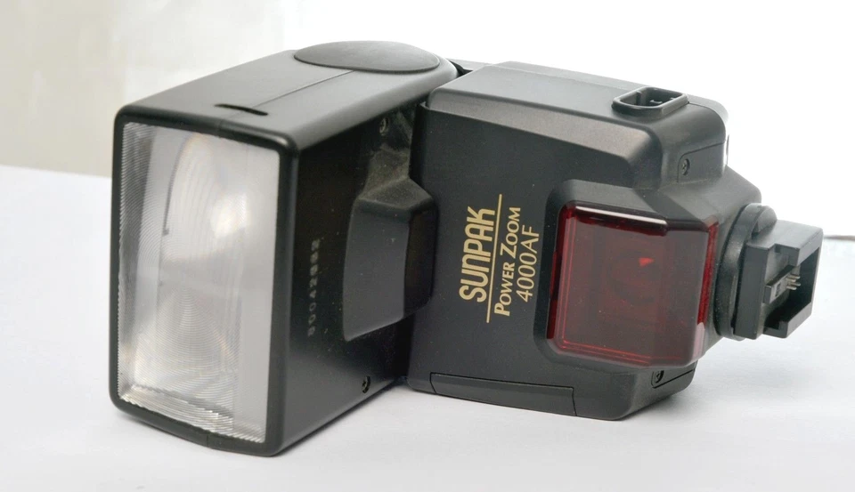 SUNPAK POWER ZOOM 4000AF PARA MINOLTA Foto 1 de 1