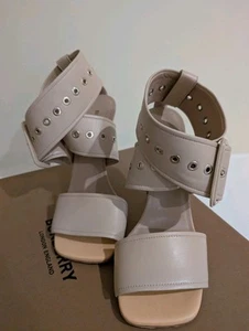 BURBERRY Trench Lambskin Leather Buckle Stiletto Sandals Soft Fawn Size 36 - Picture 1 of 10