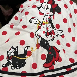 Disney Parks Dress Sz Small Minnie Mouse and Figaro red Polka Dot pockets - Picture 1 of 16