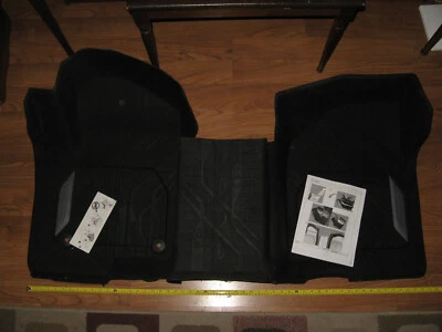 NEW OEM 2017-20 Chevy Silverado GMC Sierra 1500 FRONT floor mats black 84333661 - Изображение 1 из 4