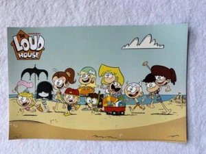 Póster de TV promocional original de 11""x17"" THE LOUD HOUSE SDCC 2023 COMO NUEVO Nickelodeon - Imagen 1 de 1