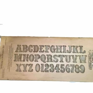 Alfabeto de mercado vintage Sizzix Bigz XL - 658772 - Imagen 1 de 3