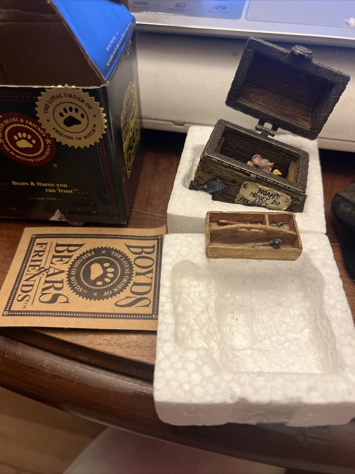 Boyds Bears The Bearstone Collection #2434 Noahs Toolbox 1999 2e