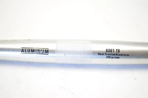 230 GRAM 6061 T6 HEAT TREATED 580 MM FLATBAR HANDLEBAR 5 DEG SWEEP 25.4 MM CLAMP - Picture 1 of 5