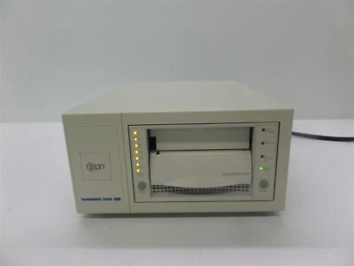 Tandberg Data DLT7000 35/70GB SCSI Tape Drive 006273UE - Image 1 of 4
