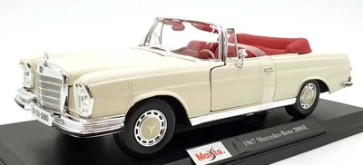 Maisto 1/18 Scale Diecast 46629 - 1967 Mercedes Benz 280SE - White - Image 1 of 4