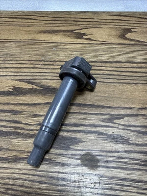 OEM Engine Ignition Coil 90080-19027  Toyota 4Runner Land Cruiser Tundra Sequoia - Image 1 of 4