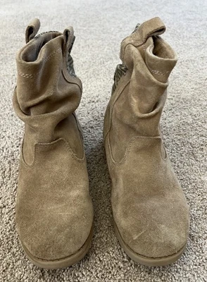 Botín holgado de gamuza tostada TOMS para niñas talla 4 M Foto 1 de 4