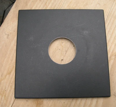 pattern Sinar   F & P fit  lens board panel with  copal 1 41.4mm  hole - Image 1 of 2