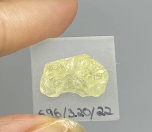 Gotas PREHNIT Freeform (6,96 cts.) PREHNITE, Tanzania - Imagen 1 de 2
