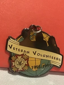Veteran Of Foreign Wars Volunteers Pendant Charm - Picture 1 of 7