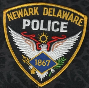 ππππ Newark Delaware Police Shoulder Patch VAR. #2 - Foto 1 di 2