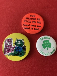 Cool Vintage Pin/ Button Lot Take Me to Your Leader Green Space Alien - Picture 1 of 2