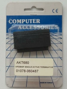 NEW Active SCSI terminator 68-pin female HPDB68F AKT680 single-ended wide SCSI3 - Afbeelding 1 van 2