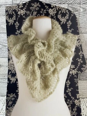 KNIT Mini Poncho Snug Fall Cozy  S M L Pattern env961 - Image 1 of 2