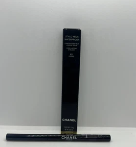 Delineador de ojos impermeable Chanel Stylo Yeux 83 Cassis 0,01 oz nuevo en caja - Imagen 1 de 1