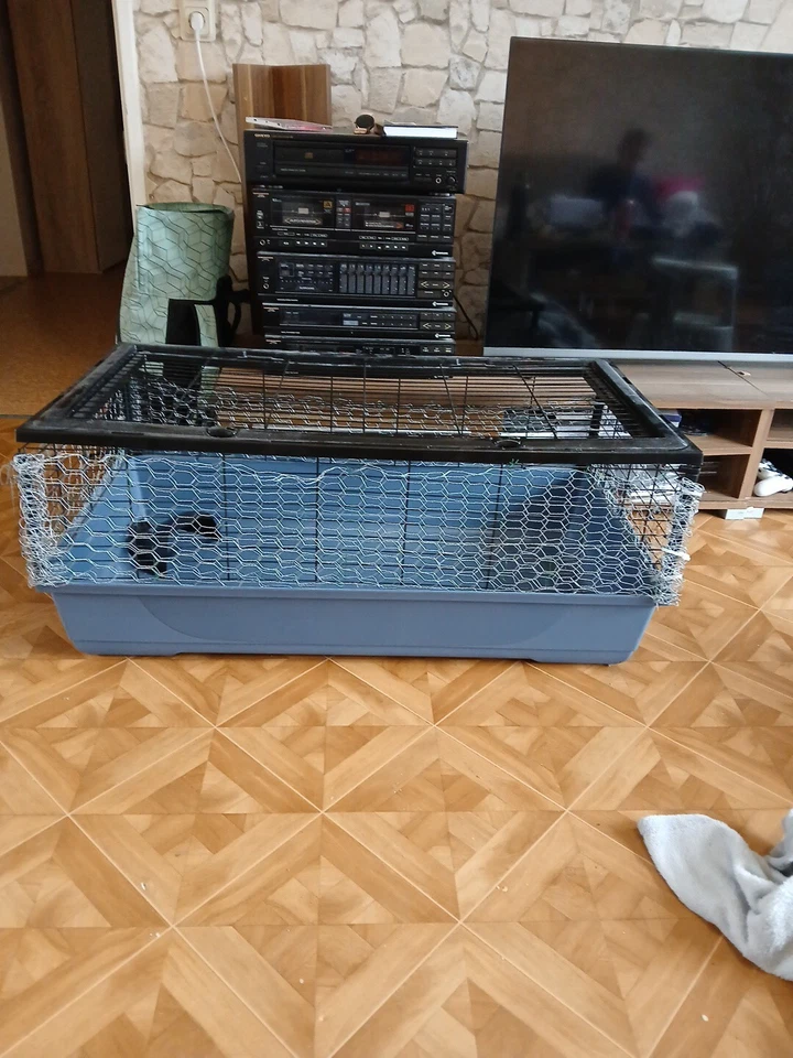 Kaninchen Oder  Meerschweinchen Käfig  - Bild 1 von 1