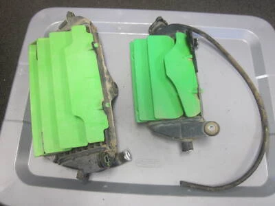 Conjunto de radiadores Kawasaki 1989-1994 KDX200 39061-1131 14037-1121-6W 14037-1099-6W Foto 1 de 4