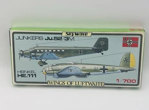 Sky Wave Models im Maßstab 1:700, Heinkel HE-111 & Junkers JU.52 / 3m SW200 - Bild 1 von 4