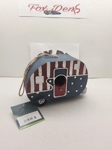 Red White and Blue Wood USA Retro Camper Birdhouse NEW - Picture 1 of 15
