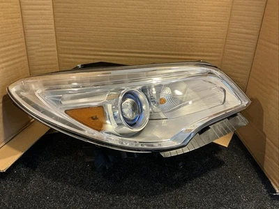 Faro HID/Xenón CAPA 2013-2017 Buick Enclave (lado derecho/pasajero) Foto 1 de 4
