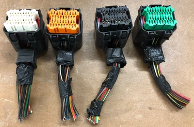 2004 jeep liberty ecm pcm engine computer module plugs wiring pig tail 3.7L - Image 1 of 4