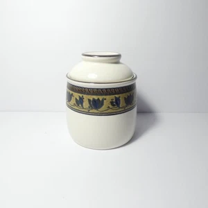 Mikasa Intaglio Arabella Small 4 1/8" Storage Jar /w Lid Stoneware - Picture 1 of 11
