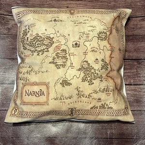 Narnia Karte Dekokissen 14" x 14" C.S. Lewis - Bild 1 von 4