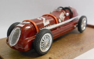 Brumm 1/43 Scale Metal Model - R75 MASERATI SCTF HP350 1950 - Picture 1 of 4