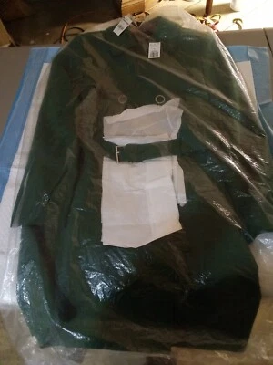 Blazer traje verde EXPRESS PARA MUJER con cinturón - NUEVO CON ETIQUETAS - PRECIO DE VENTA SUGERIDO POR EL FABRICANTE $168.00 Foto 1 de 2