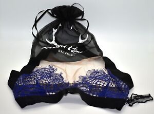 A4 NEW FOR LOVE & LEMONS Skivvies Nude Mesh Navy Lace Black Trim Bra Size XS