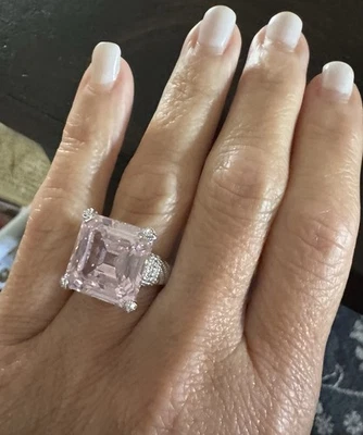 Anillo Judith Ripka Circonita Cúbica Rodio Sobre Plata Esterlina Montana Rosa 7.75 Foto 1 de 4