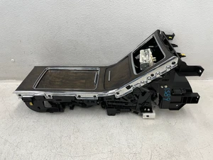 17-20 Lincoln Continental Center Console Cup Holder Storage Compartment 1589 OEM - Picture 1 of 18