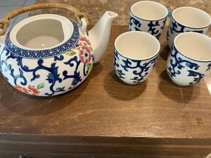 Set teiera e 4 tazze Lauren Ralph Lauren blu mandarino - coperchio mancante - Foto 1 di 8