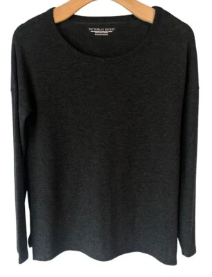 Suéter Victorias Secret Para Mujer XS Henley Gris Tejido Pullover Delgado Suave Cómodo Foto 1 de 4