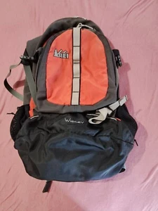 REI Whitney Backpack Day Bag Red/Black W/ Waist Strap And Padded Shoulder Strap - Picture 1 of 7