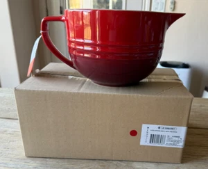 Le Creuset Stoneware Signature Batter Mixing Bowl 3.2 qt Cerise Cherry Red NEW - Picture 1 of 10