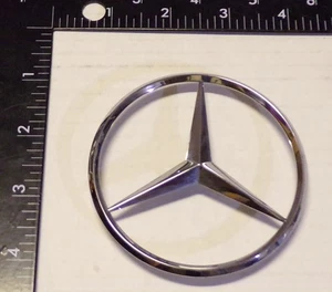vintage 1999 mercedes benz car trunk emblem - Bild 1 von 2